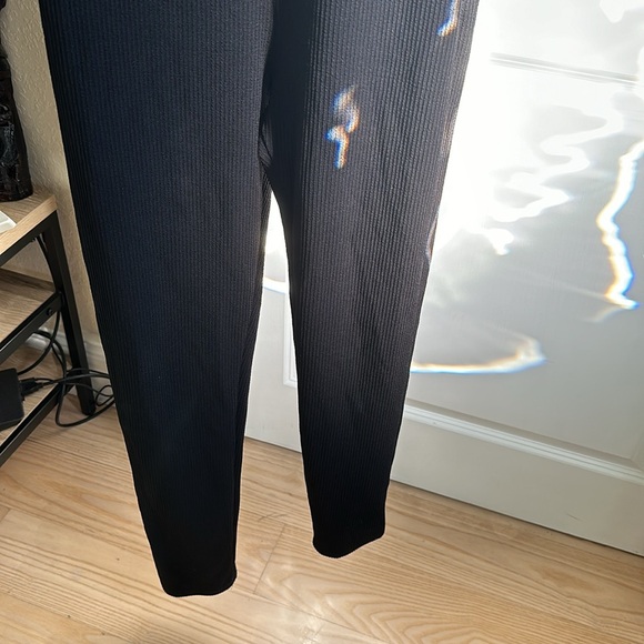 Stretchy off the shoulder jumper by fashion nova - Picture 2 of 4